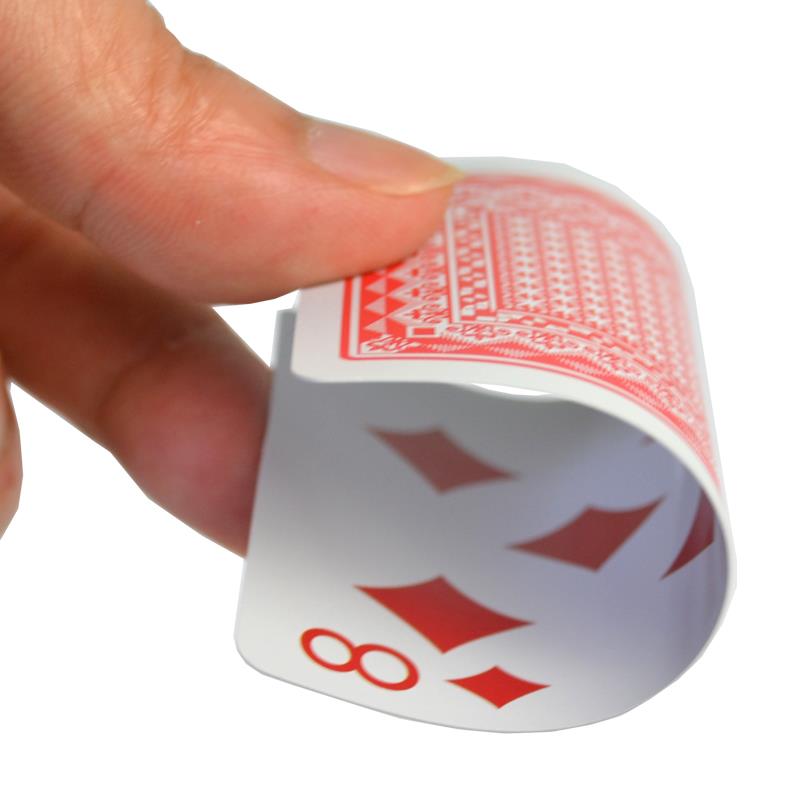 Cartes de poker en plastique 1 - Board Game Viral avis et prix
