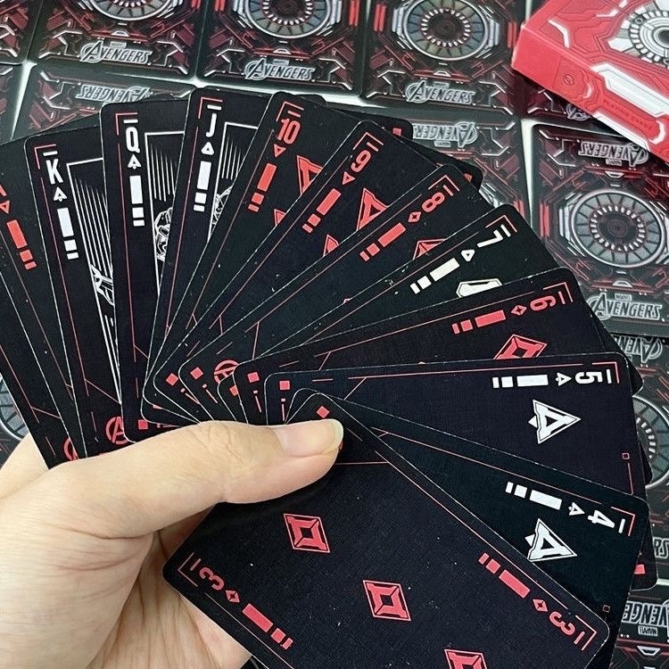 54 cartes à jouer Iron Man hau - Board Game Name avis et prix