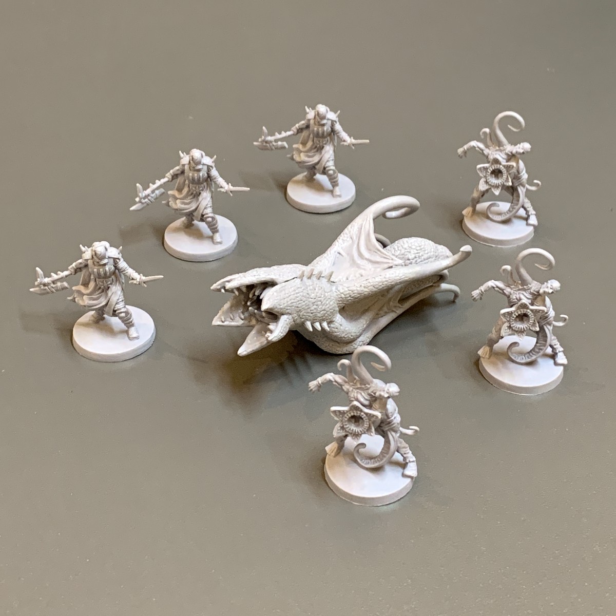 Lot de 6 figurines de ver alph - Board Game Horror Movie avis et prix